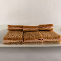 24 Sándwiches de jamón en pan negro de copetín